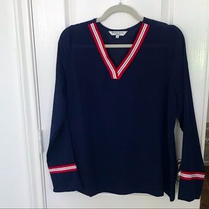 NWOT! Tipping Detail Top